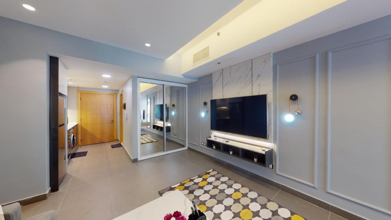 Al Fares Luxury Furnished Apartment-Damac Tower Exterior foto
